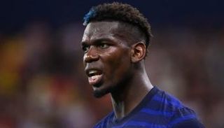 بول بوجبا لاعب وسط مانشستر يونايتد