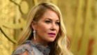 الجمهور في صدمة.. إصابة بطلة مسلسل "Dead to Me" بمرض التصلب العصبي