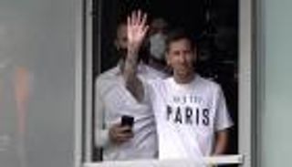 فيديو تقديم "البرغوث" يلمح لرقم ميسي الجديد في سان جيرمان