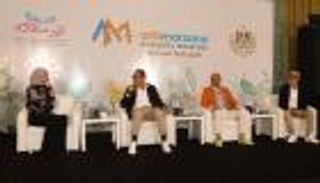 "أرتا مرسانا" يجمع لوحات الأطفال أصحاب الهمم مع كبار فناني العالم