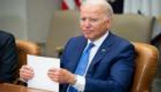  بايدن يدعو لـ"قمة من أجل الديمقراطية"