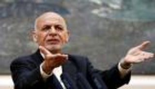 أزمة أفغانستان.. الرئيس يعزز معنويات قواته وطالبان تواصل حربها