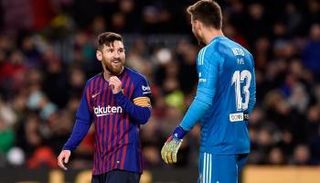 نيتو مع ليونيل ميسي