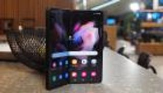 سامسونج زي فولد 3.. مواصفات وأسعار أحدث الهواتف القابلة للطي