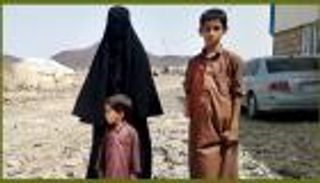 فرار إلى الموت.. صواريخ الحوثي تلاحق النازحين اليمنيين