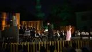 بلقيس تغني على "النافورة" بالقاهرة.. والحفل يرفع شعار "كامل العدد"