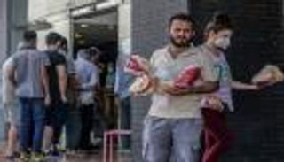 لبنان على حافة الهاوية.. رسائل الرئيس مستمرة وغليان في الشارع