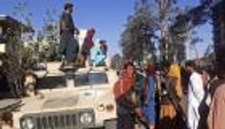 "طالبان" تأمر مسلحيها بدخول العاصمة الأفغانية لمنع النهب