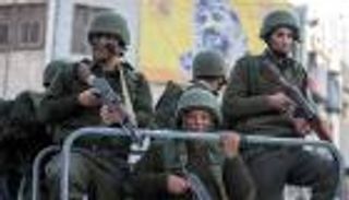 القبض على فلسطيني حاول إحراق أمه.. ما السبب؟