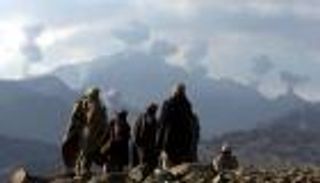 أوزبكستان تسقط طائرة أفغانية حاولت اجتياز الحدود