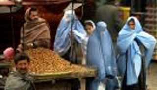 أفغانستان.. البلد المرتبك سياسيا تلخصه أرقام اقتصادية