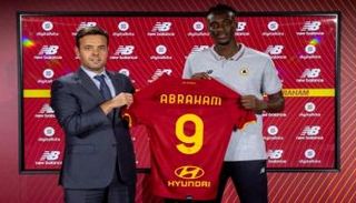 تامي أبراهام لاعب روما الجديد