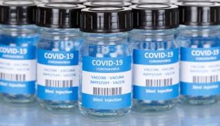 مالطا تتبرع بلقاحات كوفيد-19 وأدوات فحص لليبيا- أرشيفية