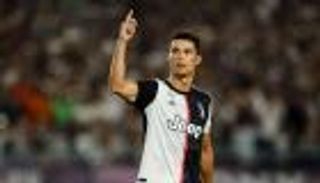 صفقات ريال مدريد.. زراعة الشعر تعيد كريستيانو رونالدو إلى إسبانيا