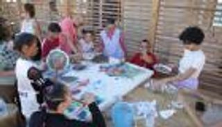 لوحات مشتركة لذوي الهمم وفناني العالم في العلمين المصرية