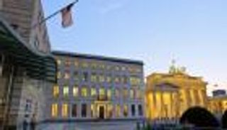 "متلازمة هافانا".. مرض غامض يرعب الدبلوماسيين الأمريكيين