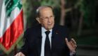 عون يبرئ نفسه ويتحدث عن ضغوط تعطل ميقاتي عن تشكيل الحكومة