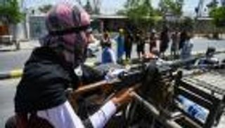 سر سيطرة طالبان المفاجئة.. خيوط مؤامرة أم أذيال هزيمة؟