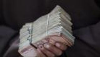 "أفغاني".. العملة المحلية تهتز بقدوم "طالبان"