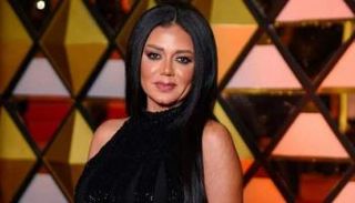 الفنانة رانيا يوسف