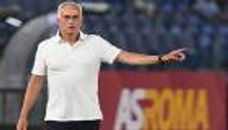 جوزيه مورينيو وروما.. رحلة "وسطية" محفوفة بالمخاطر