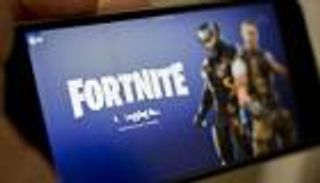 معركة "فورتنايت".. اتهام خطير لـ"جوجل بلاي"