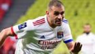 طوق نجاة برتغالي لإنقاذ إسلام سليماني من جحيم ليون