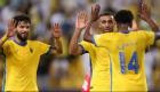 بـ7 رسائل نارية.. عبدالرزاق حمدالله يحسم مصيره مع النصر السعودي