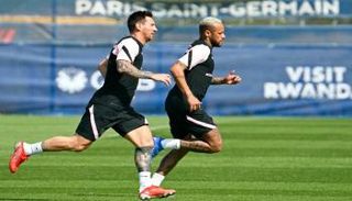 ميسي ونيمار من تدريبات باريس