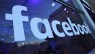 فيسبوك تحمي حسابات المستخدمين الأفغان بهذه الطريقة