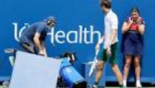 بالصور.. كاميرا تثير أزمة في بطولة سينسناتي للتنس