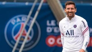  ليونيل ميسي نجم باريس سان جيرمان