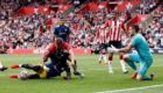 ترتيب الدوري الإنجليزي.. يونايتد يتعثر مبكرا وتوتنهام يواصل انتصاراته