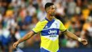 هداف الدوري الإيطالي.. "الفار" يحرم كريستيانو رونالدو من دخول السباق