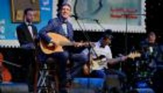 "غدا تفتح الحدود".. نعمان لحلو يغني للمحبة بين المغرب والجزائر