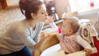 الإفراط في تناول الحلبة قد يضر الطفل- أرشيفية