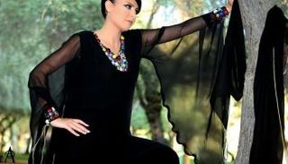 عبايات إماراتية فخمة للمناسبات