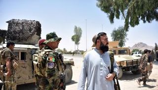 سيطرة طالبان على مقاليد الأمور بأفغانستان