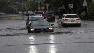 أمطار غزيرة شمال شرق أمريكا