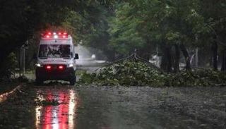 آثار إعصار جريس في أحد شوارع المكسيك