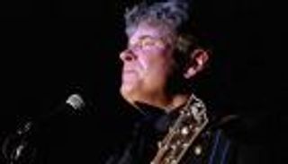 وفاة دون إيفرلي رائد موسيقى الروك والكانتري