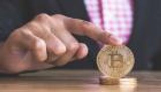 أسعار العملات الرقمية اليوم.. لماذا تراجعت بيتكوين فجأة؟