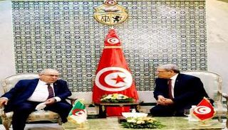 وزيرا خارجية تونس عثمان الجرندي والجزائر رمطان لعمامرة