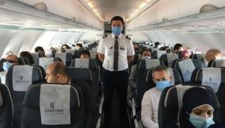 طائرة تتبع شركة مصر للطيران