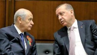 رجب طيب أردوغان وحليفه دولت باهجه لي