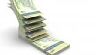 الريال اليمني يعلق آمالا على مخصصات "الصندوق".. هل تتحقق؟