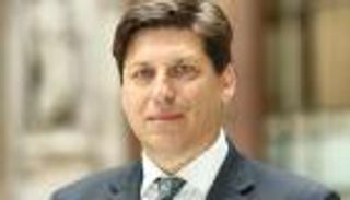 السفير البريطاني يثمن جهود الإمارات في عمليات إجلاء الأفراد من أفغانستان