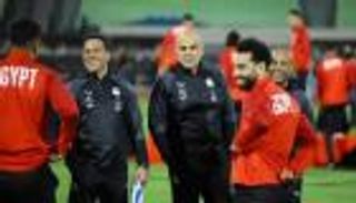 رغم قرار الدوري الإنجليزي.. محمد صلاح يزين قائمة مصر لتصفيات المونديال