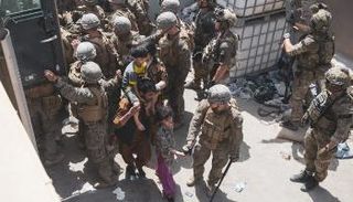 أحد مداخل مطار كابول - أرشيفية