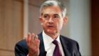 "المركزي الأمريكي" لن يتعجل رفع الفائدة.. "باول" يتحدث عن خطر "دلتا"